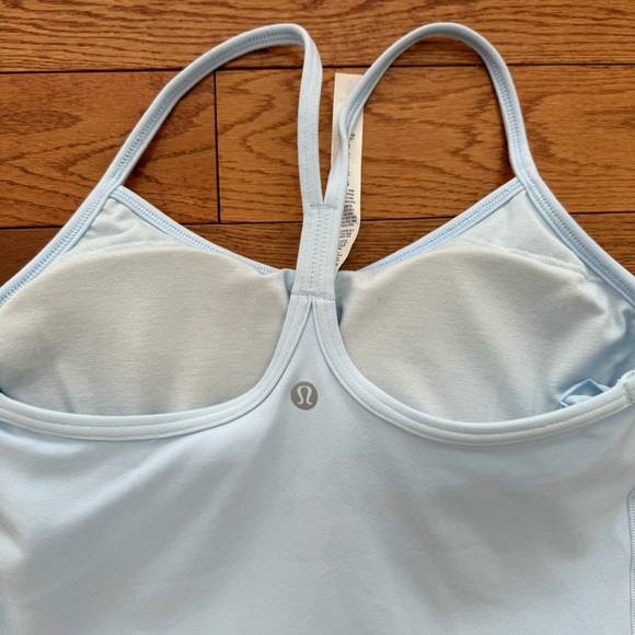 Lululemon NWT size 6 Power Y tank - Picture 3 of 8